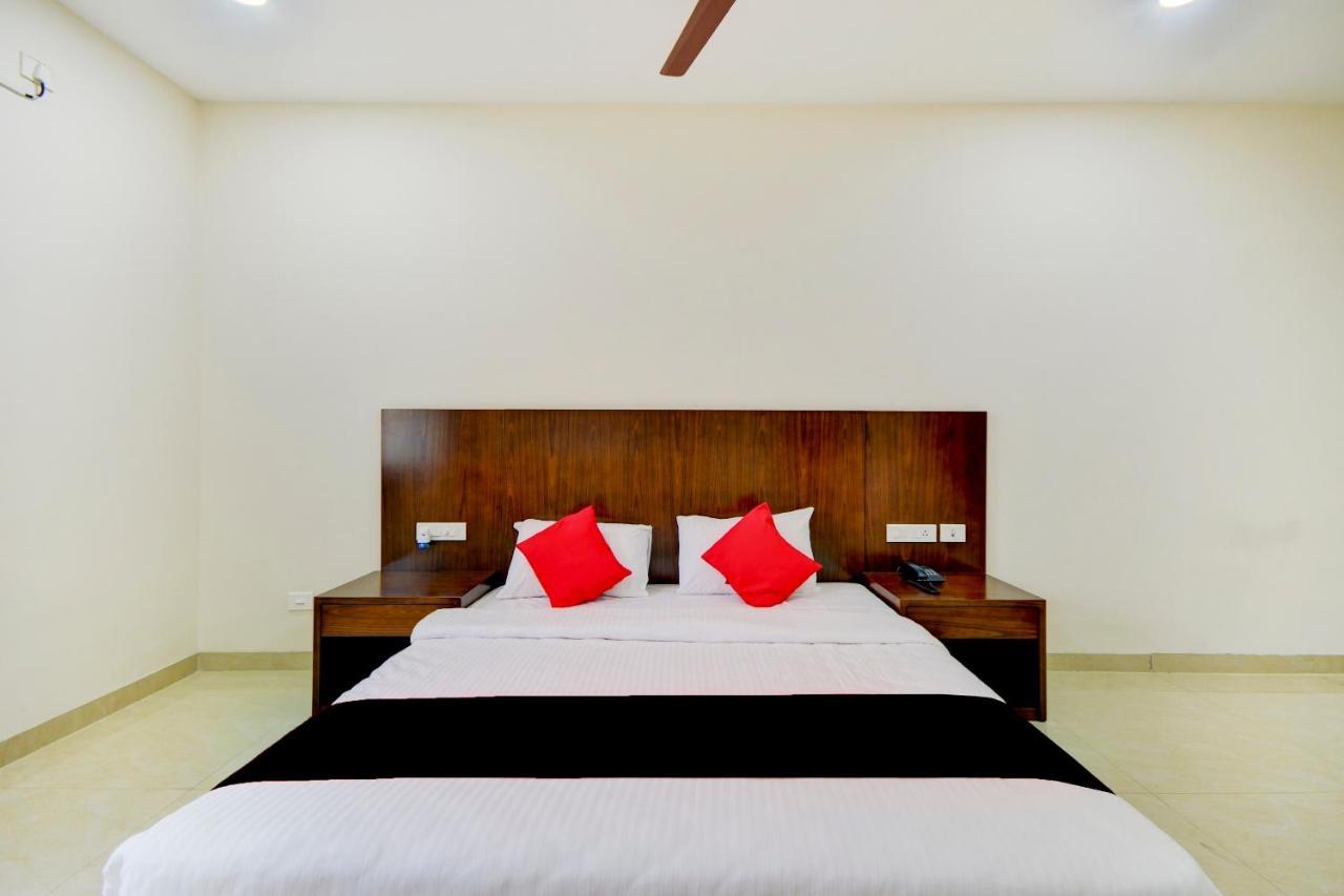 Mayfair Service Apartments Coimbatore Eksteriør bilde